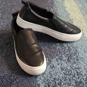Slip-on Sneakers